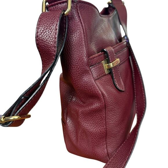 Giani Bernini Pebble Leather Burgundy Crossbody Shoulder Bag Purse Gold Tone - Picture 9 of 16